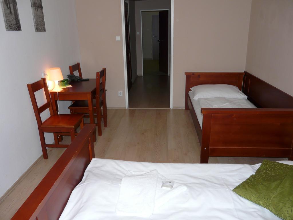 Hotel Ondras Zlín 部屋 写真